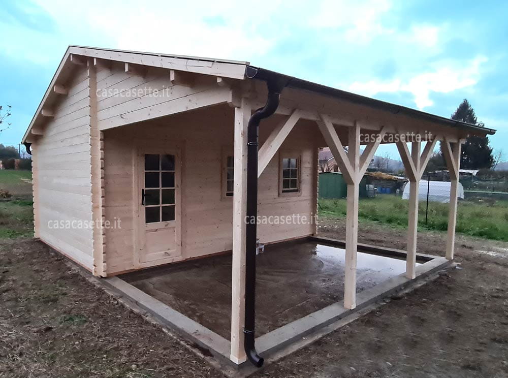 Garage modello Ravenna 66x54 color moro grondaia