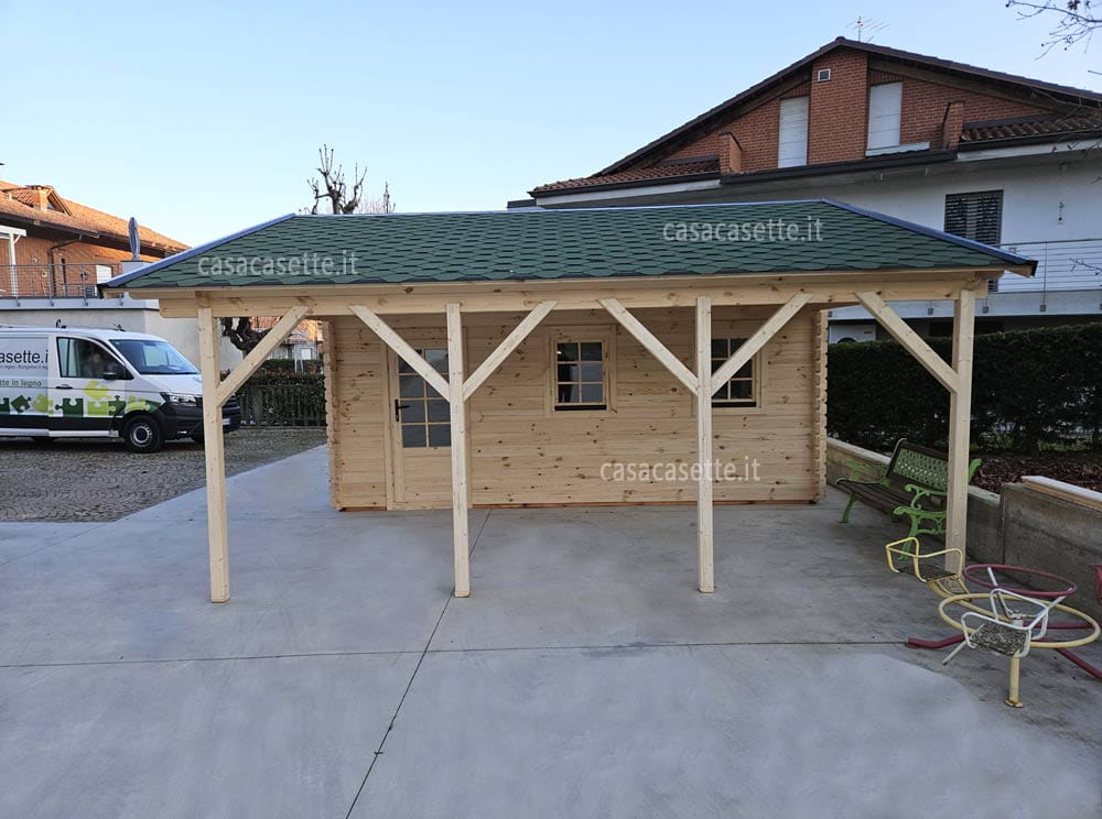 Garage modello Ravenna 66x54 tegole verdi