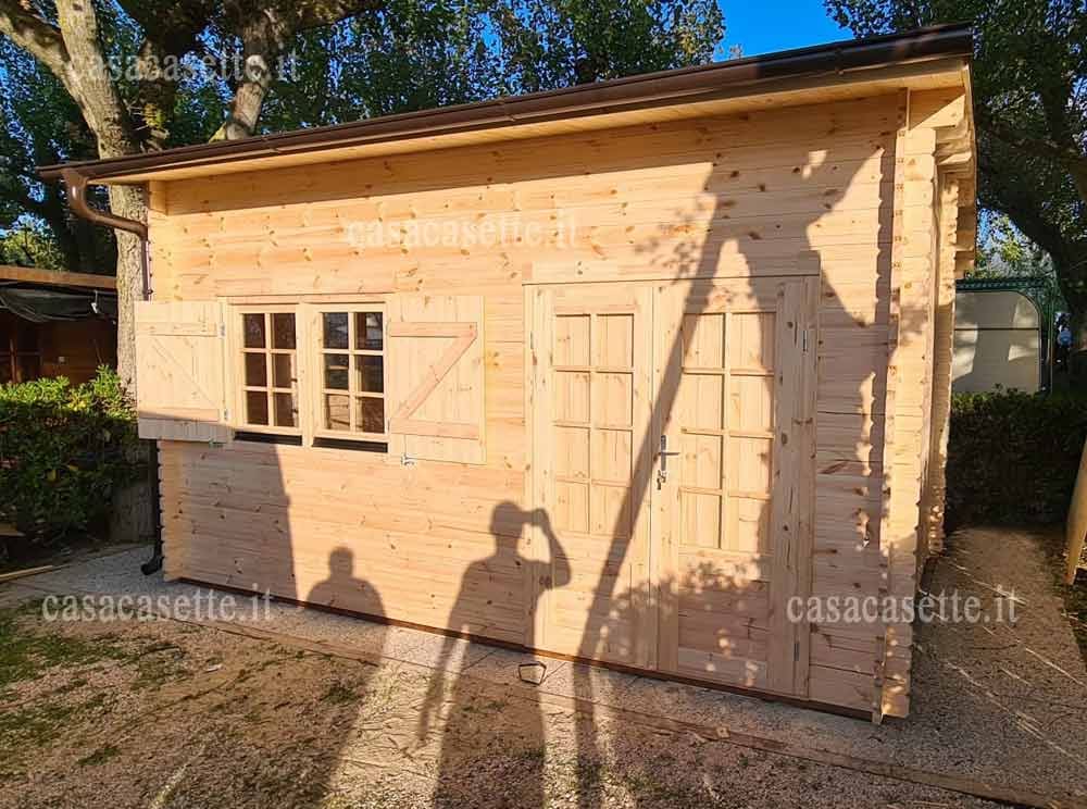 Preingresso Roulotte 470x320 grondaia Preingresso Roulotte modello 470x320 grondaia color moro