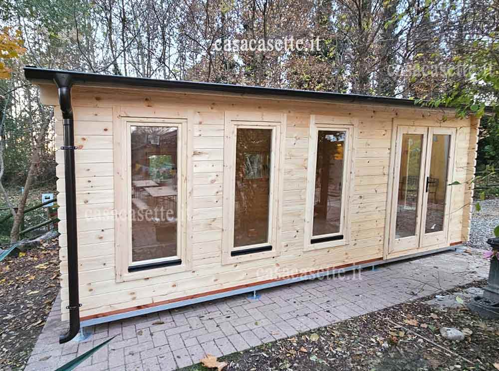 Casetta in legno modello Lucca misure 6x4