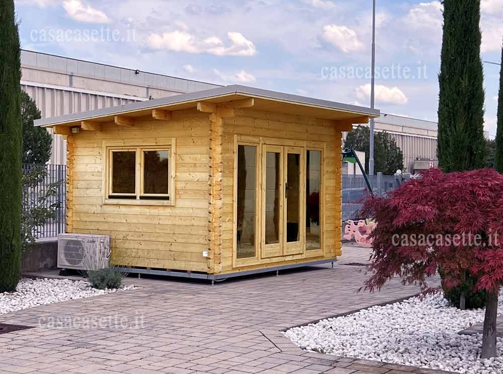 Casetta in legno modello Rimini misure 4x3