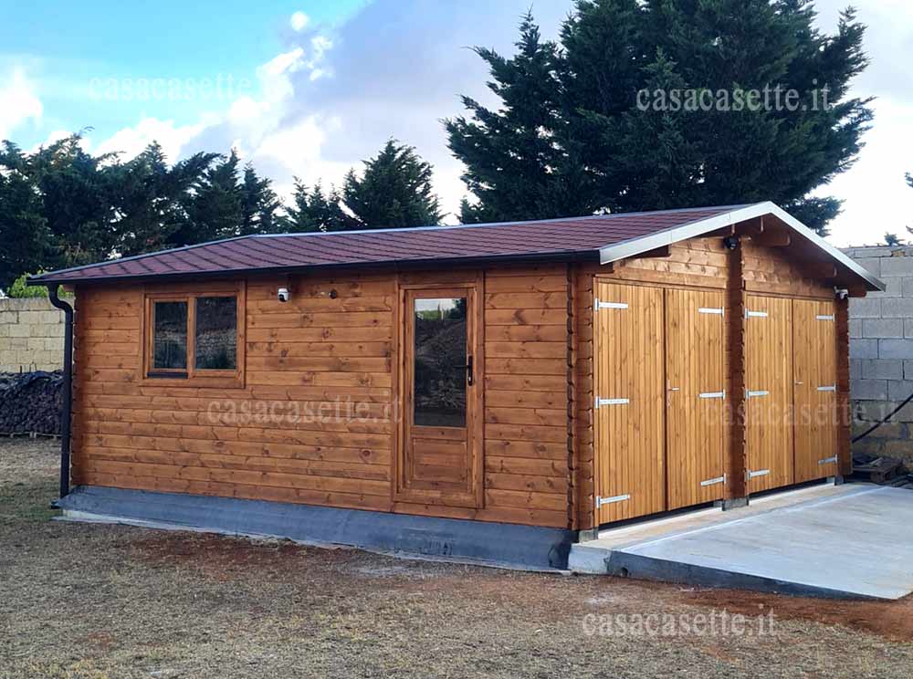 Garage in legno modello Bergamo misure 6x6