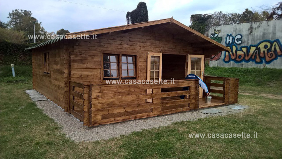 casetta-in-legno-6x6-b.jpg